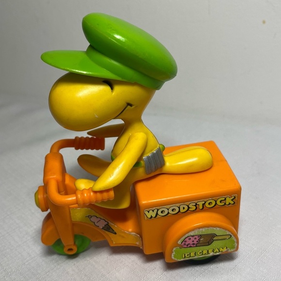 Old Woodstock Peanuts Trike Motorcycle Toy Collectible Collector Vintage 1972 - Picture 1 of 5